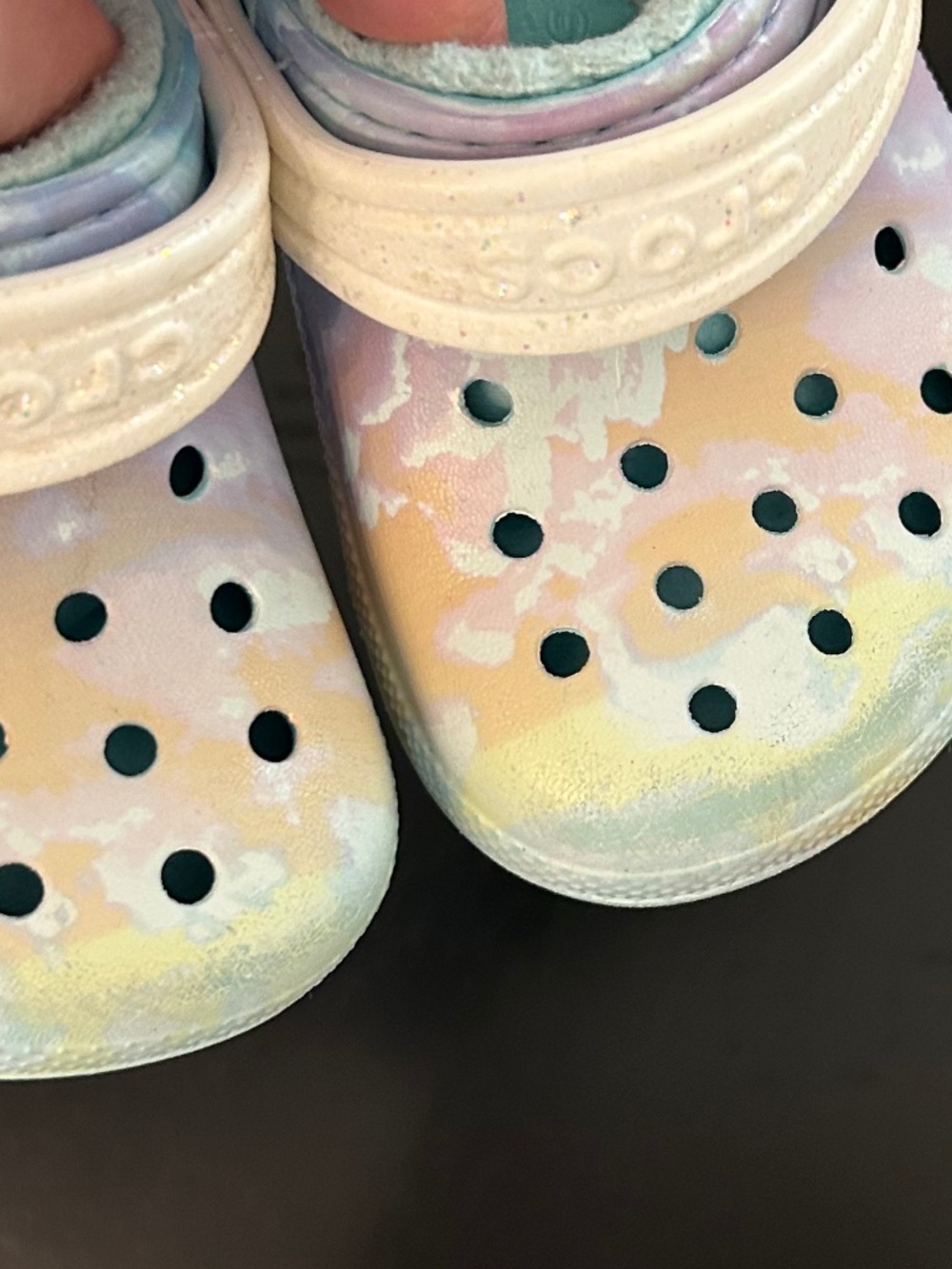 Toddler Crocs TieDye Glitter Straps C8 GUC - Picture 5 of 8